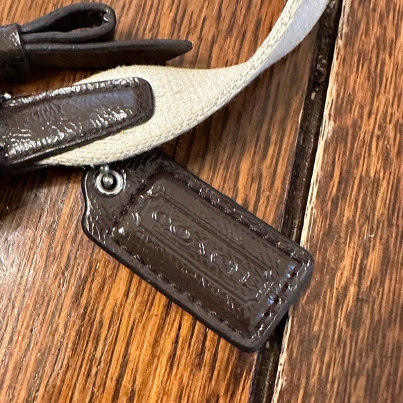 Coach Signature Crossbody Purse - Picture 2 of 10